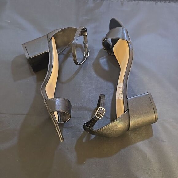 BRAND NEW WILD DIVA WOMEN'S ANKLE STRAP PLATFORM  LOW CHUNKY HEELS  SANDAL - Picture 11 of 15